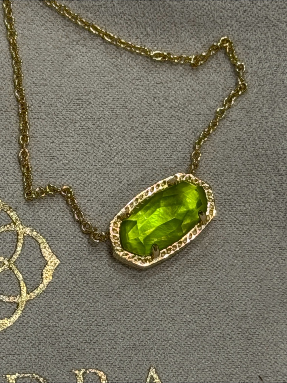 Elisa Necklace in Peridot Illusion